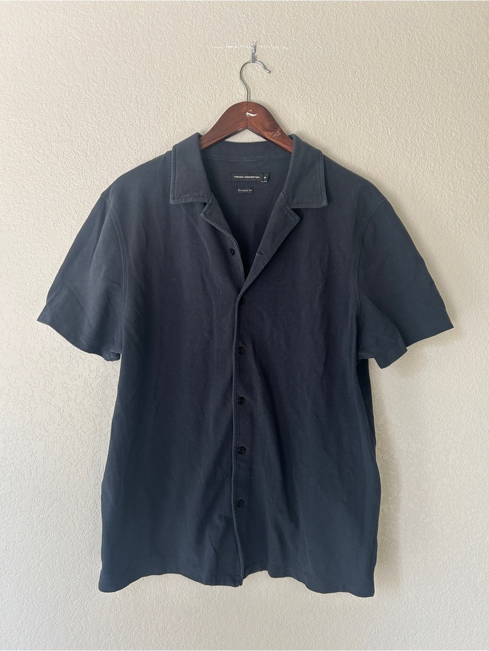 French Connection Men’s Short Sleeve Button-Up Shirt in Black | Xtra Large